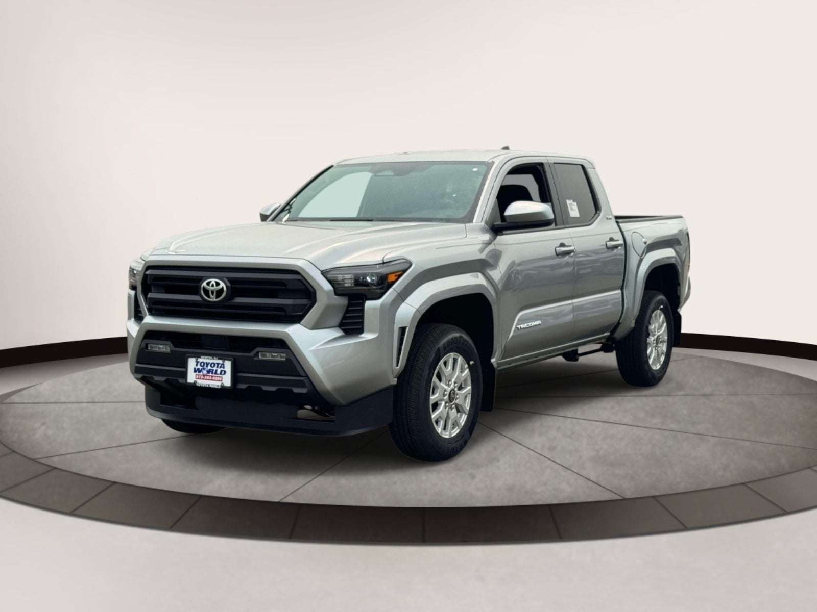 2026 Toyota Tacoma 4WD SR5 Double Cab 5' Bed AT (Natl)