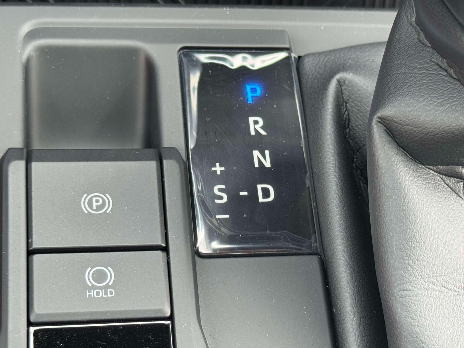 2026 Toyota Tacoma 4WD SR5 Double Cab 5' Bed AT (Natl)