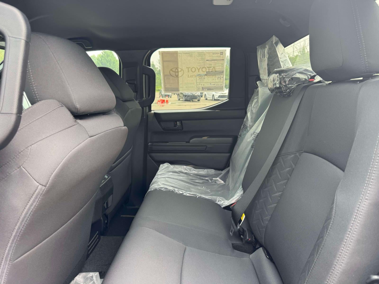 2026 Toyota Tacoma 4WD SR5 Double Cab 5' Bed AT (Natl)