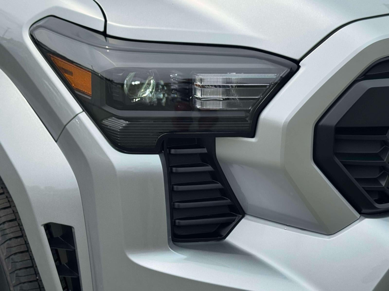 2026 Toyota Tacoma 4WD TRD Sport Double Cab 5' Bed AT (Natl)