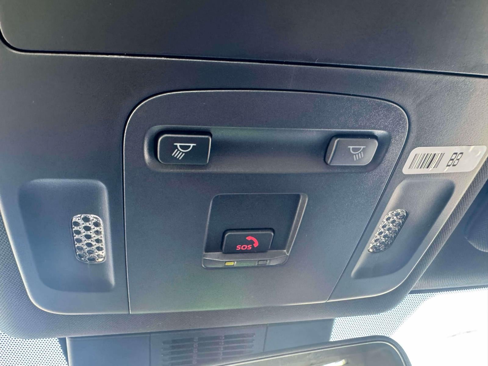 2026 Toyota Camry SE (Natl)