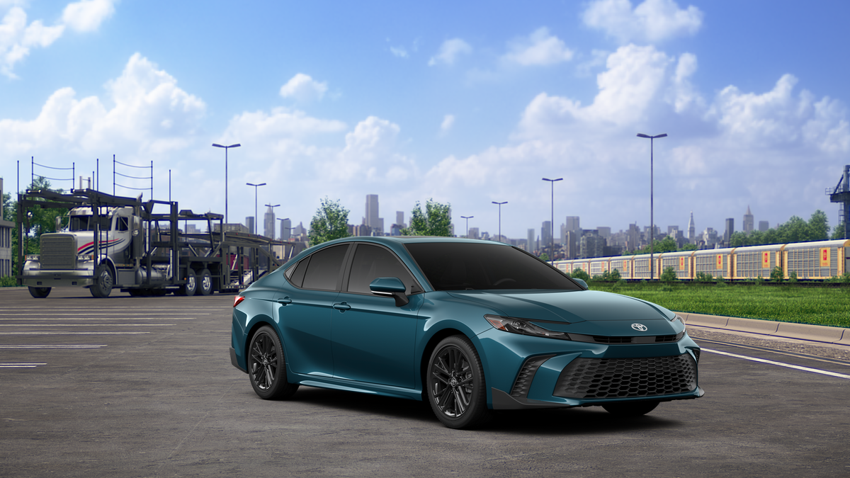 2026 Toyota Camry SE AWD