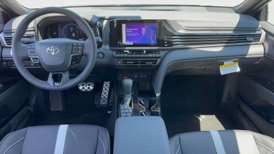 2026 Toyota Camry SE AWD