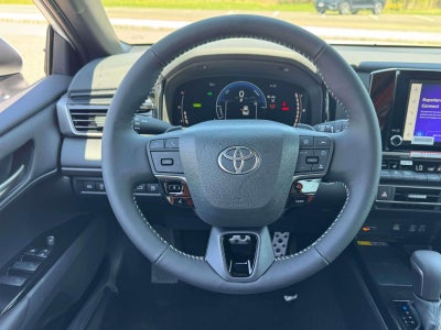 2026 Toyota Camry SE AWD
