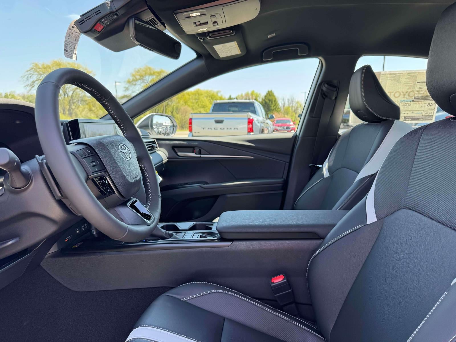 2026 Toyota Camry SE AWD