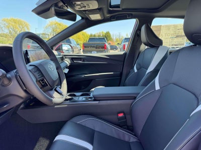2026 Toyota Camry SE AWD