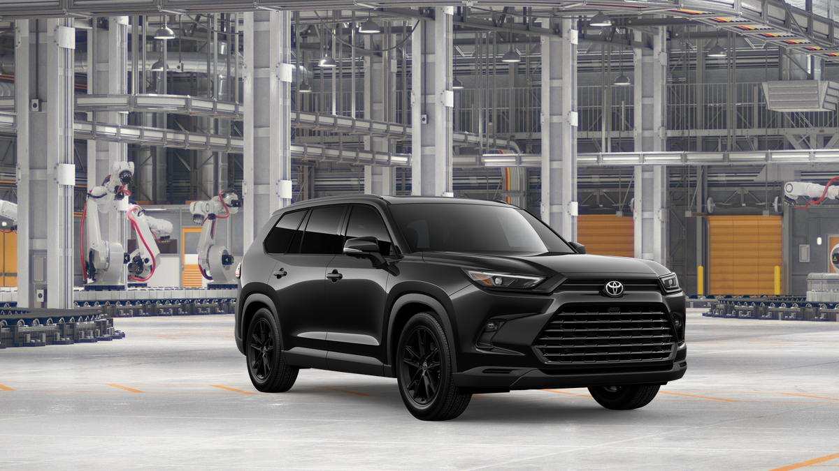 2026 Toyota Grand Highlander Hybrid Nightshade