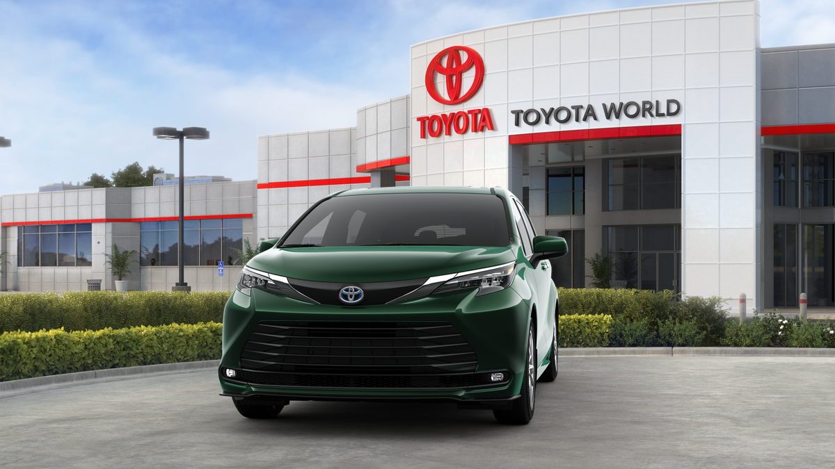 2025 Toyota Sienna XLE