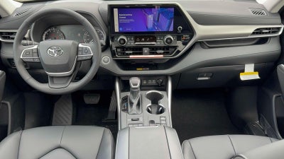 2026 Toyota Highlander XLE