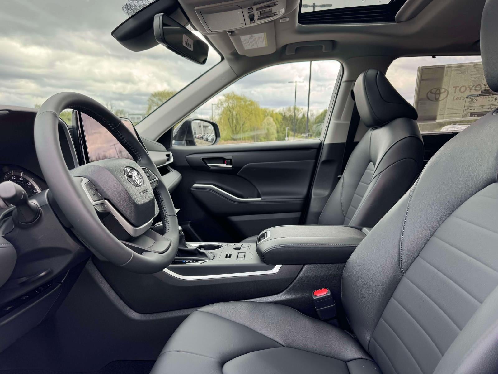2026 Toyota Highlander XLE