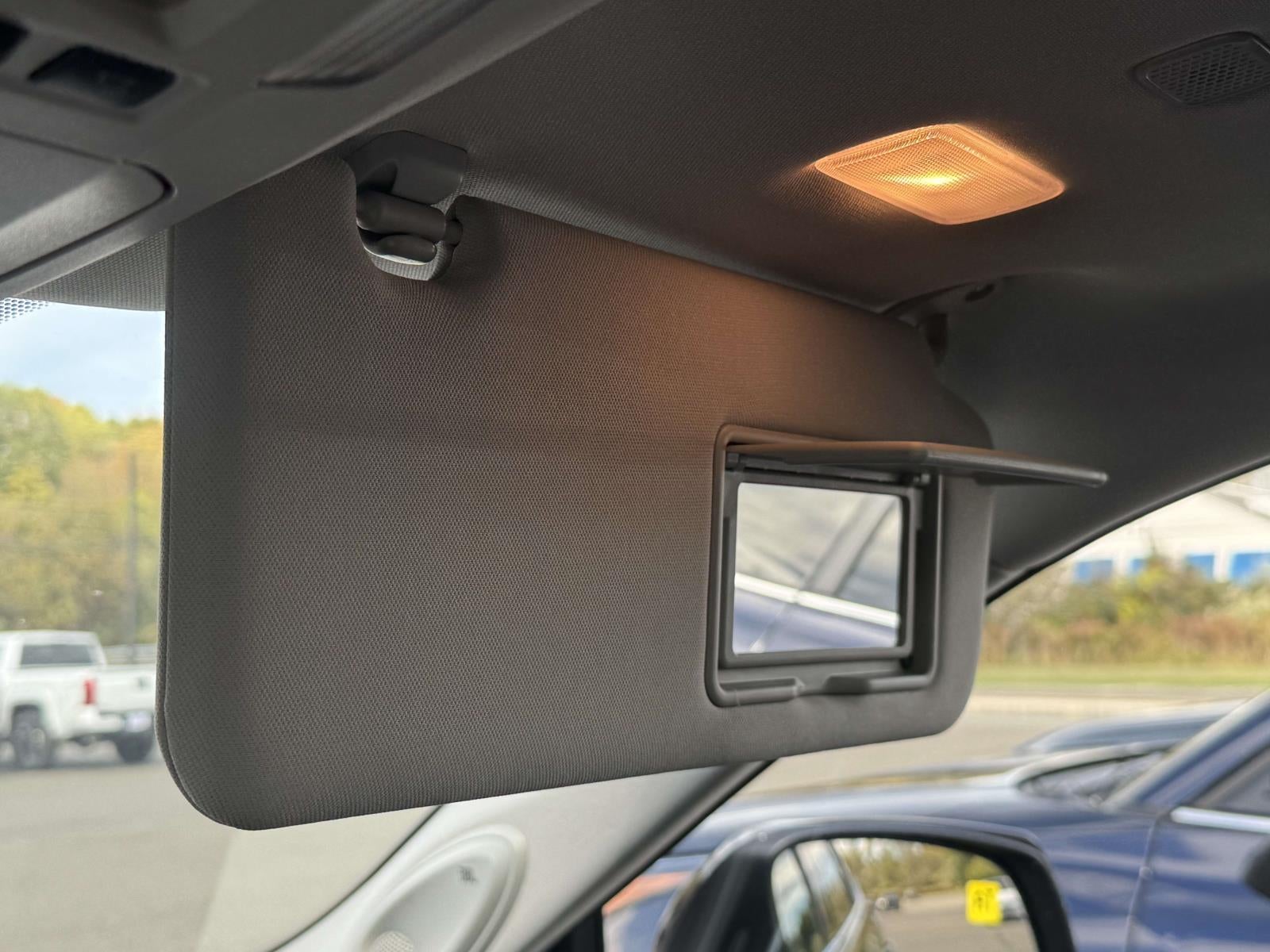 2025 Toyota Highlander Platinum