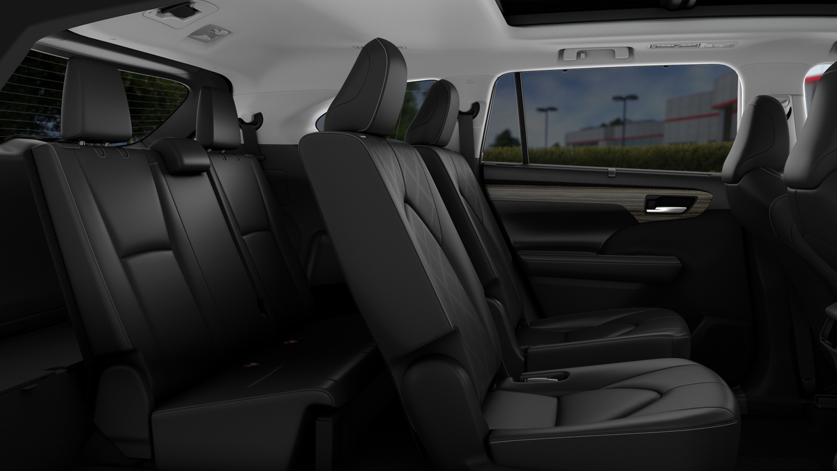 2025 Toyota Highlander Platinum