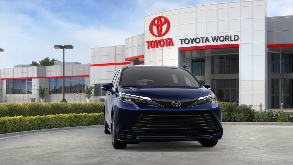 2026 Toyota Sienna LE
