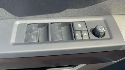 2026 Toyota Tundra 4WD SR CrewMax 5.5' Bed (Natl)
