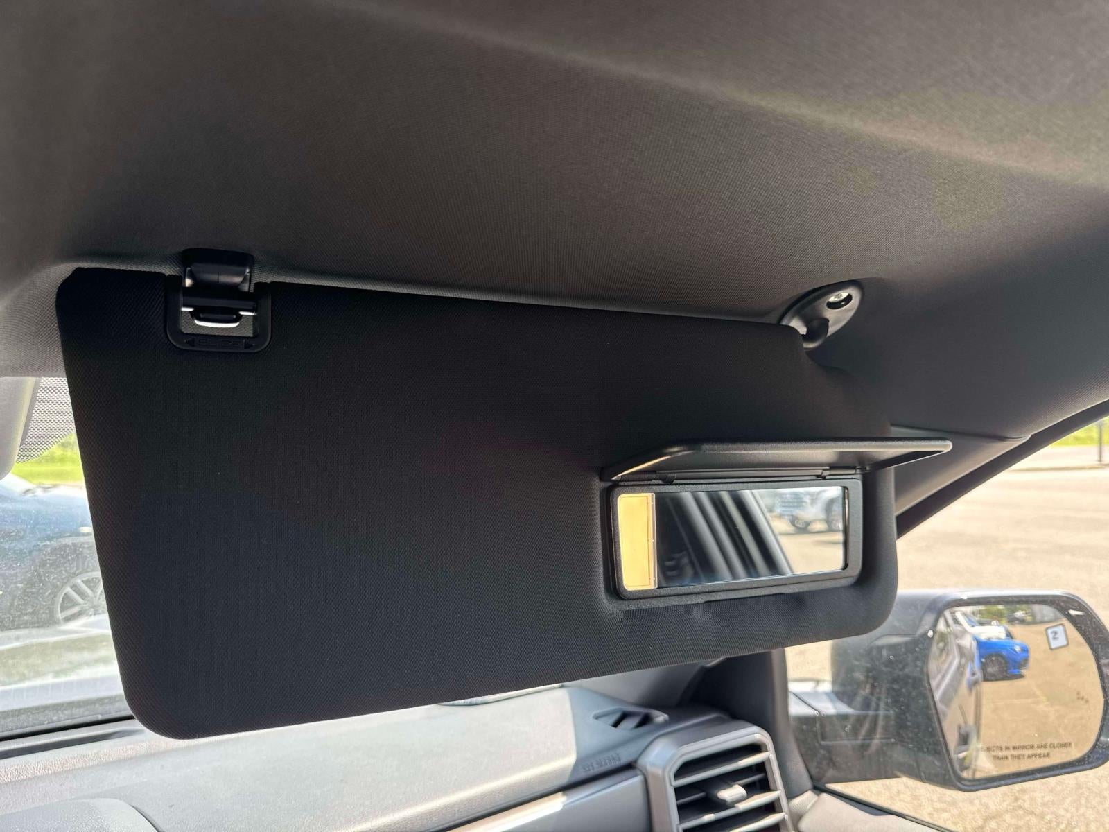 2026 Toyota Tundra 4WD SR CrewMax 5.5' Bed (Natl)