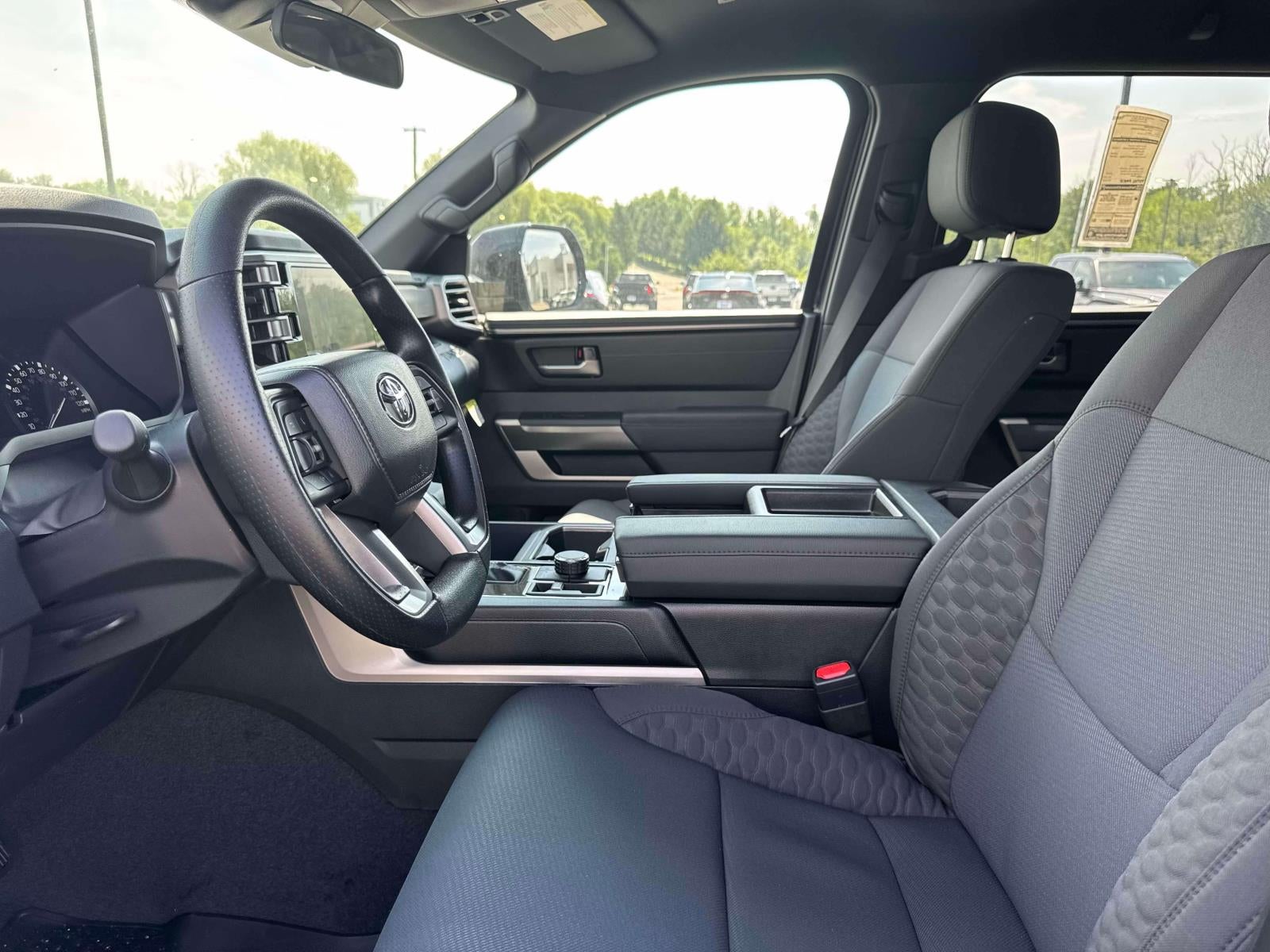 2026 Toyota Tundra 4WD SR CrewMax 5.5' Bed (Natl)