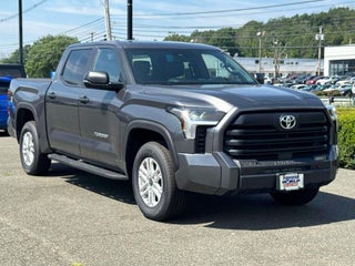 2026 Toyota Tundra 4WD SR CrewMax 5.5' Bed (Natl)