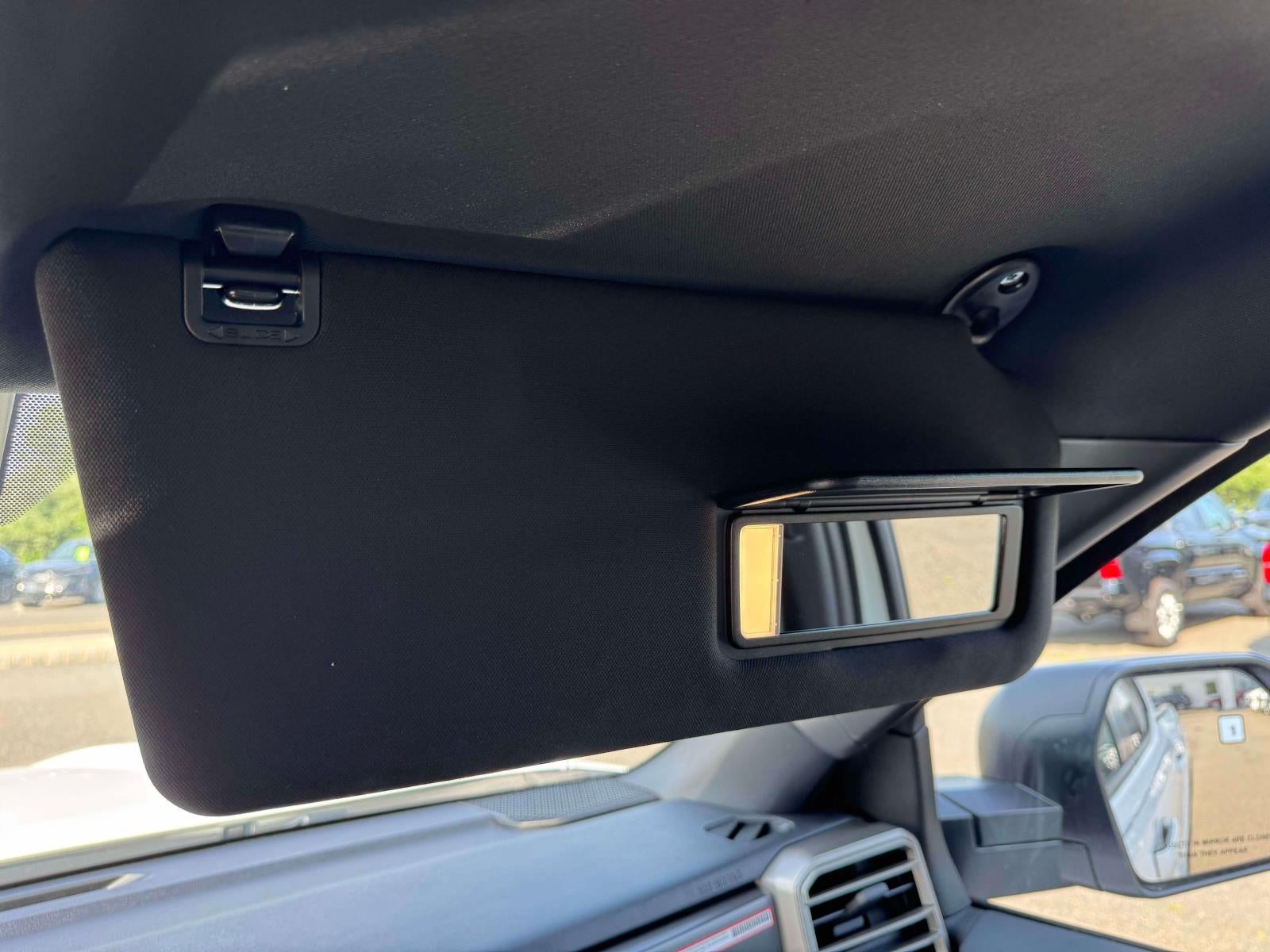 2026 Toyota Tundra 4WD SR CrewMax 5.5' Bed (Natl)