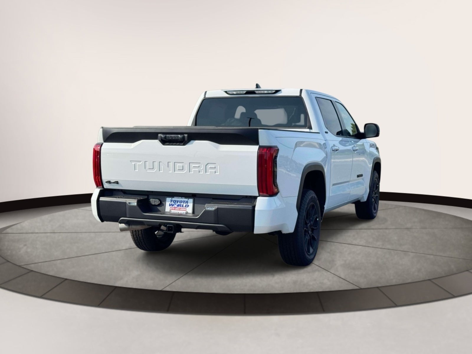 2026 Toyota Tundra 4WD SR CrewMax 5.5' Bed (Natl)