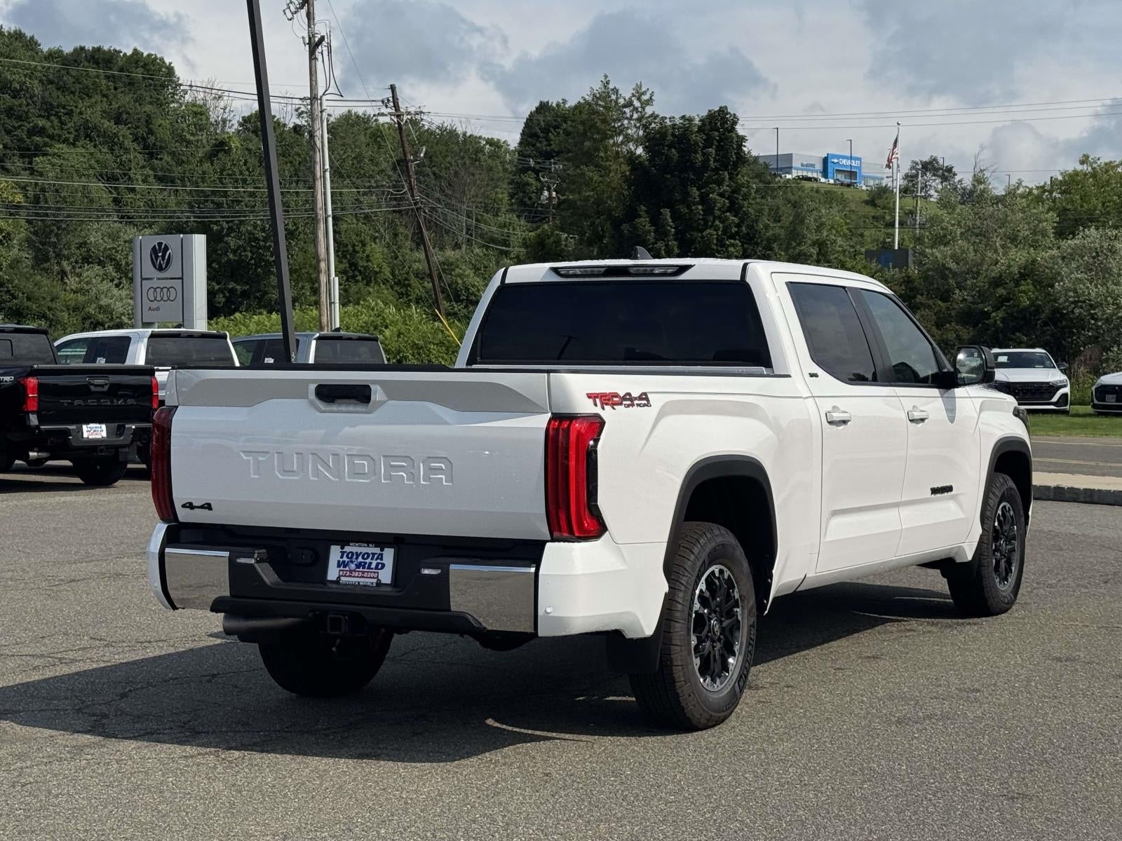 2026 Toyota Tundra 4WD SR5