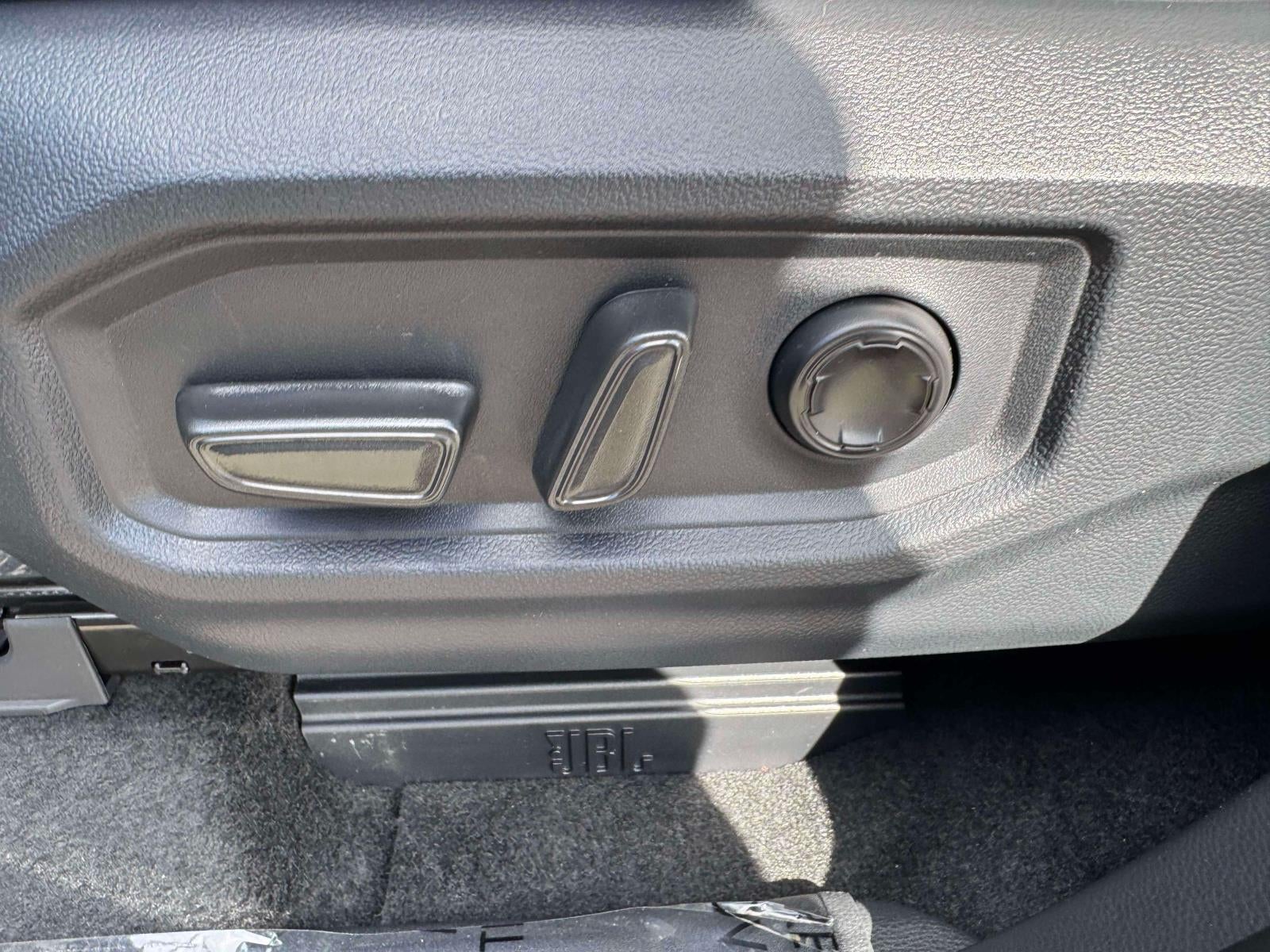 2026 Toyota Tundra 4WD Platinum