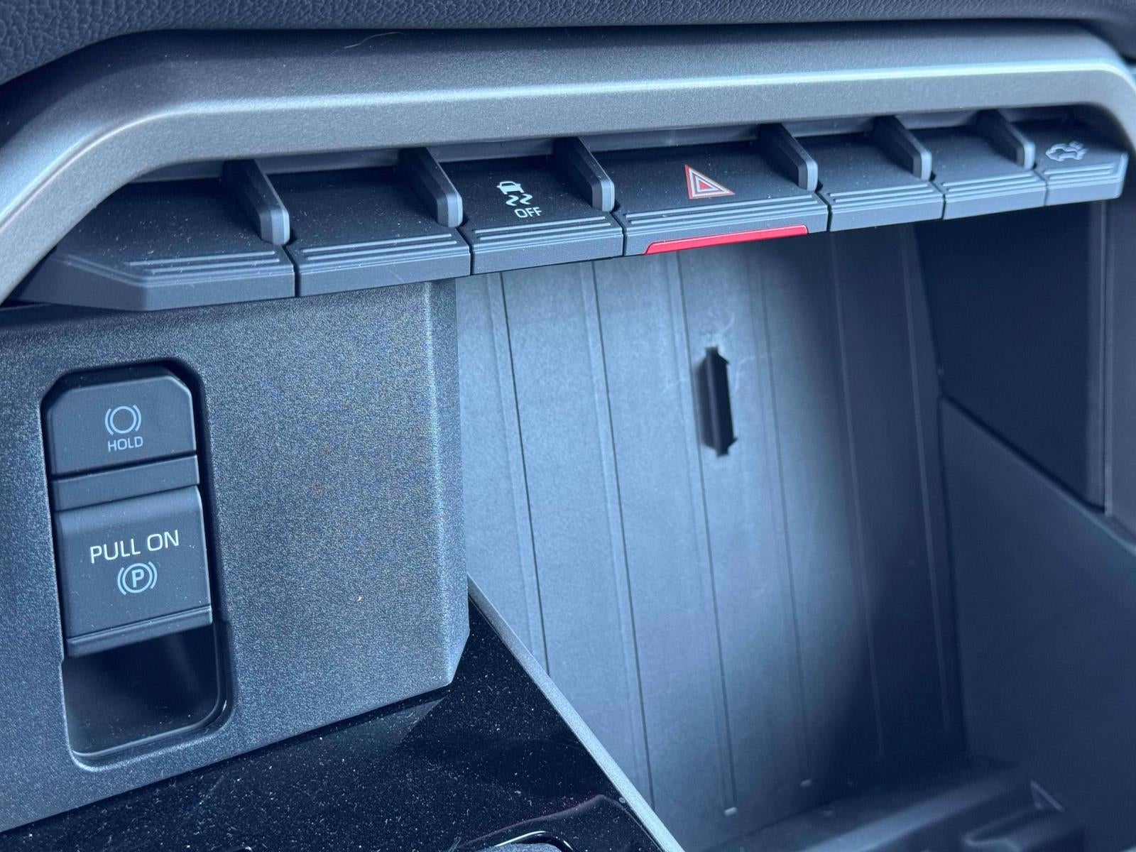 2025 Toyota Tundra 4WD Tundra Limited