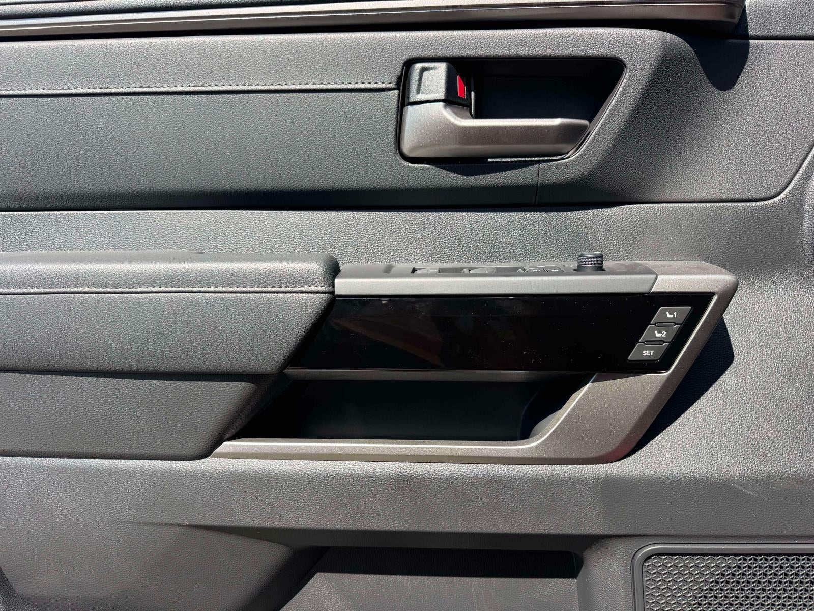 2025 Toyota Tundra 4WD Tundra Limited