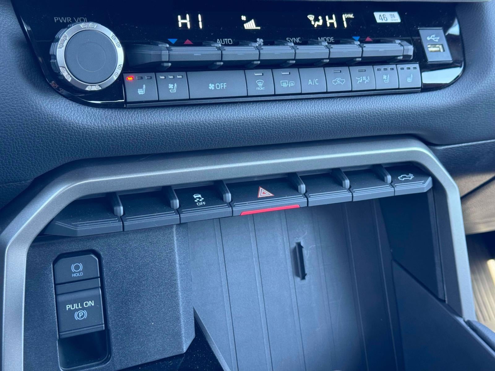 2025 Toyota Tundra 4WD Tundra Limited