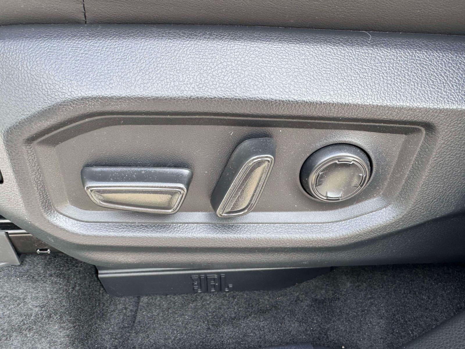 2026 Toyota Tundra 4WD Tundra Platinum