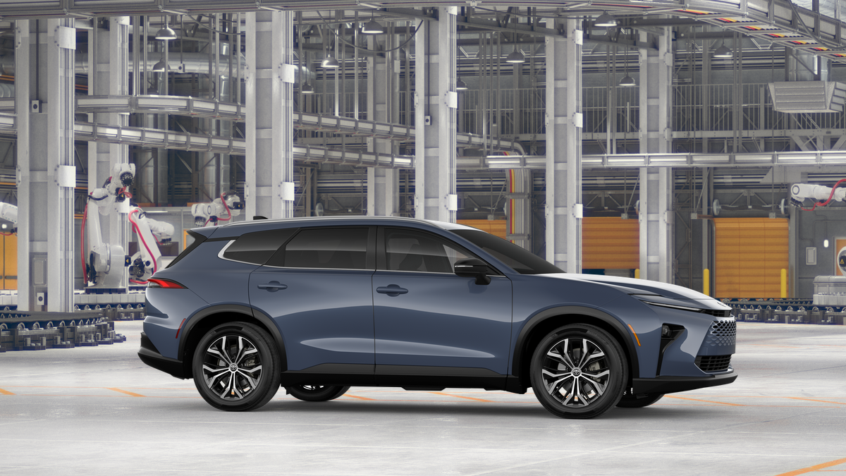 2026 Toyota Crown Signia XLE