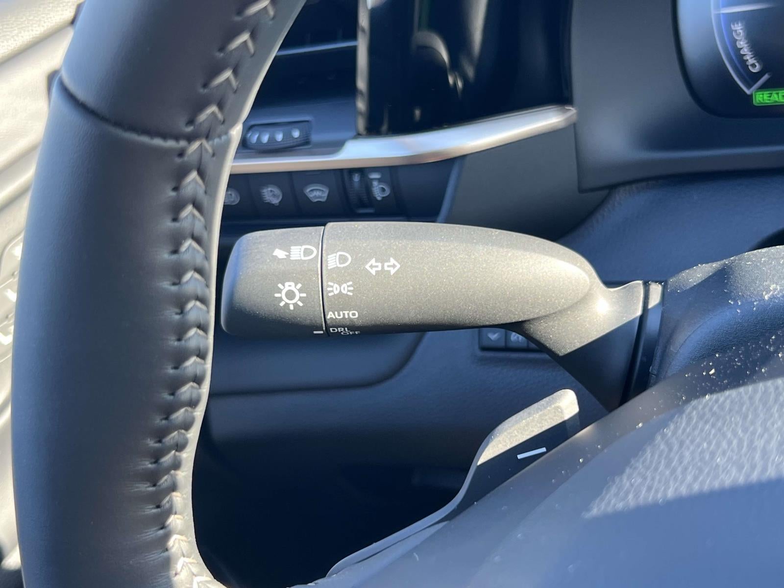 2025 Toyota Crown Signia XLE