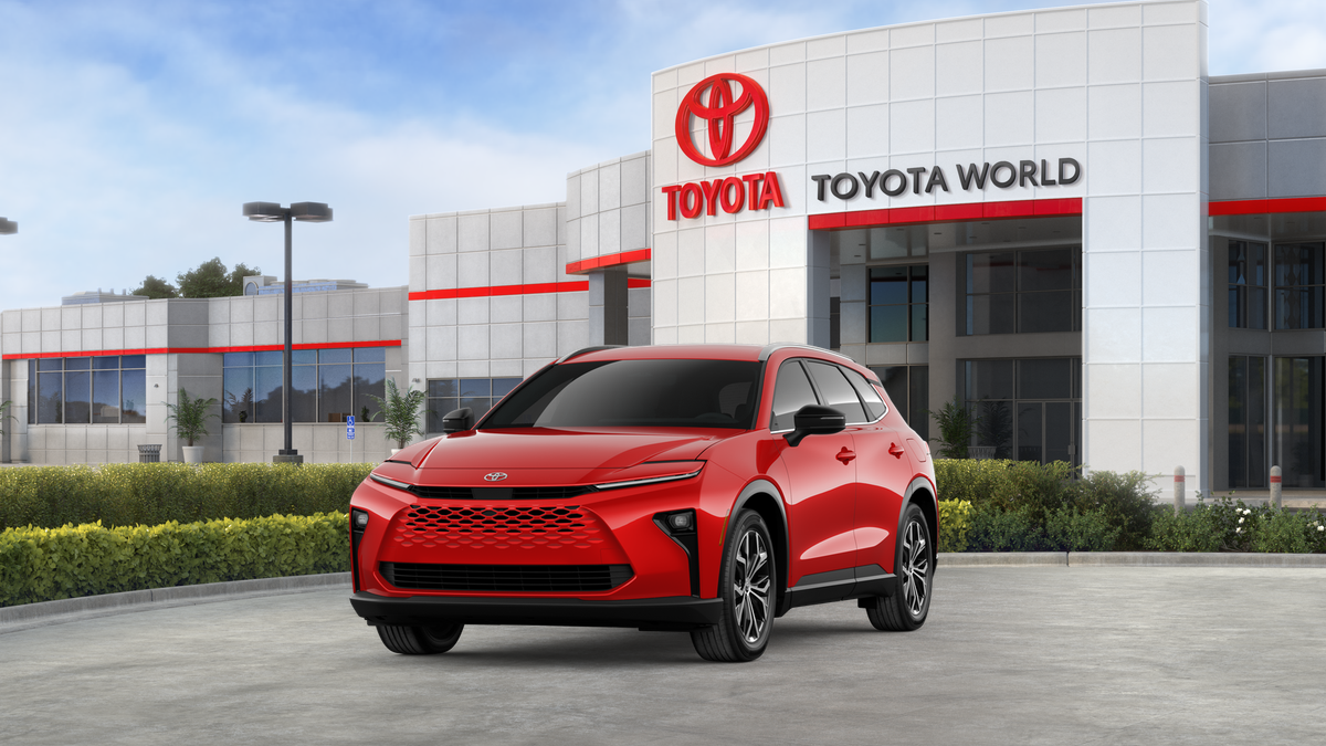 2025 Toyota Crown Signia XLE