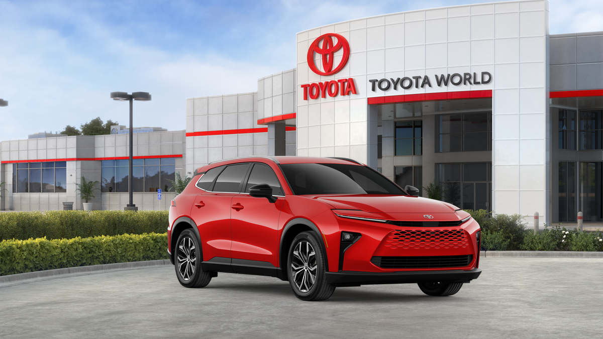 2025 Toyota Crown Signia XLE