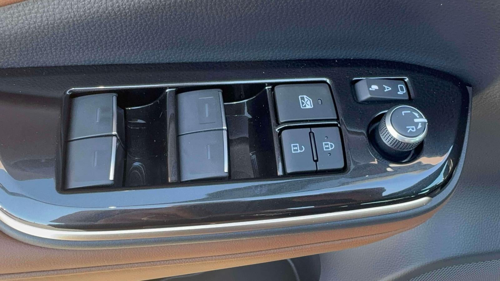 2026 Toyota Crown Signia XLE