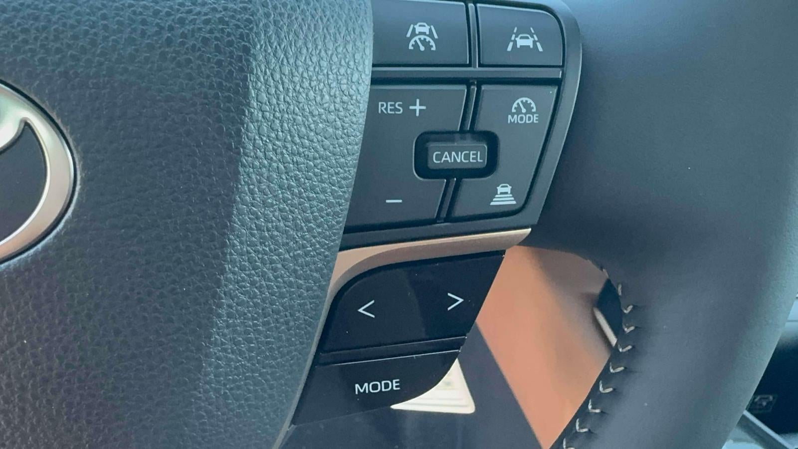 2026 Toyota Crown Signia XLE