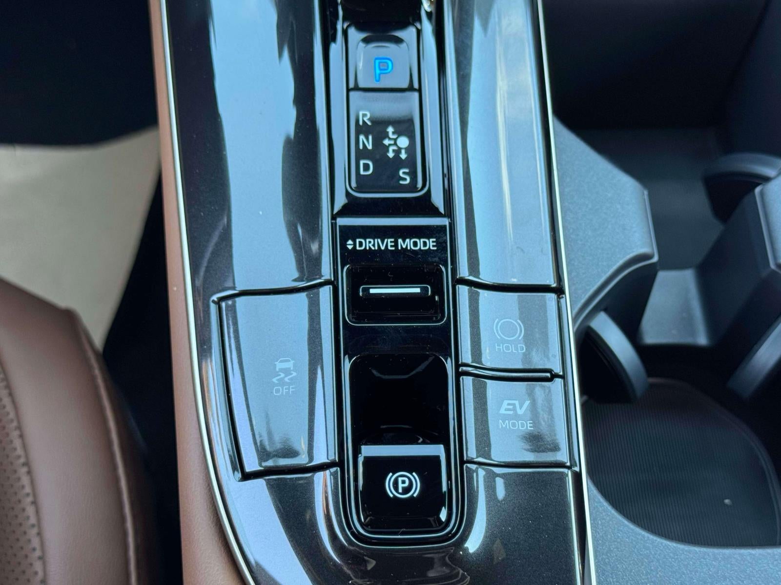 2026 Toyota Crown Signia XLE
