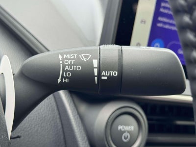 2026 Toyota Prius Plug-In Hybrid SE (Natl)