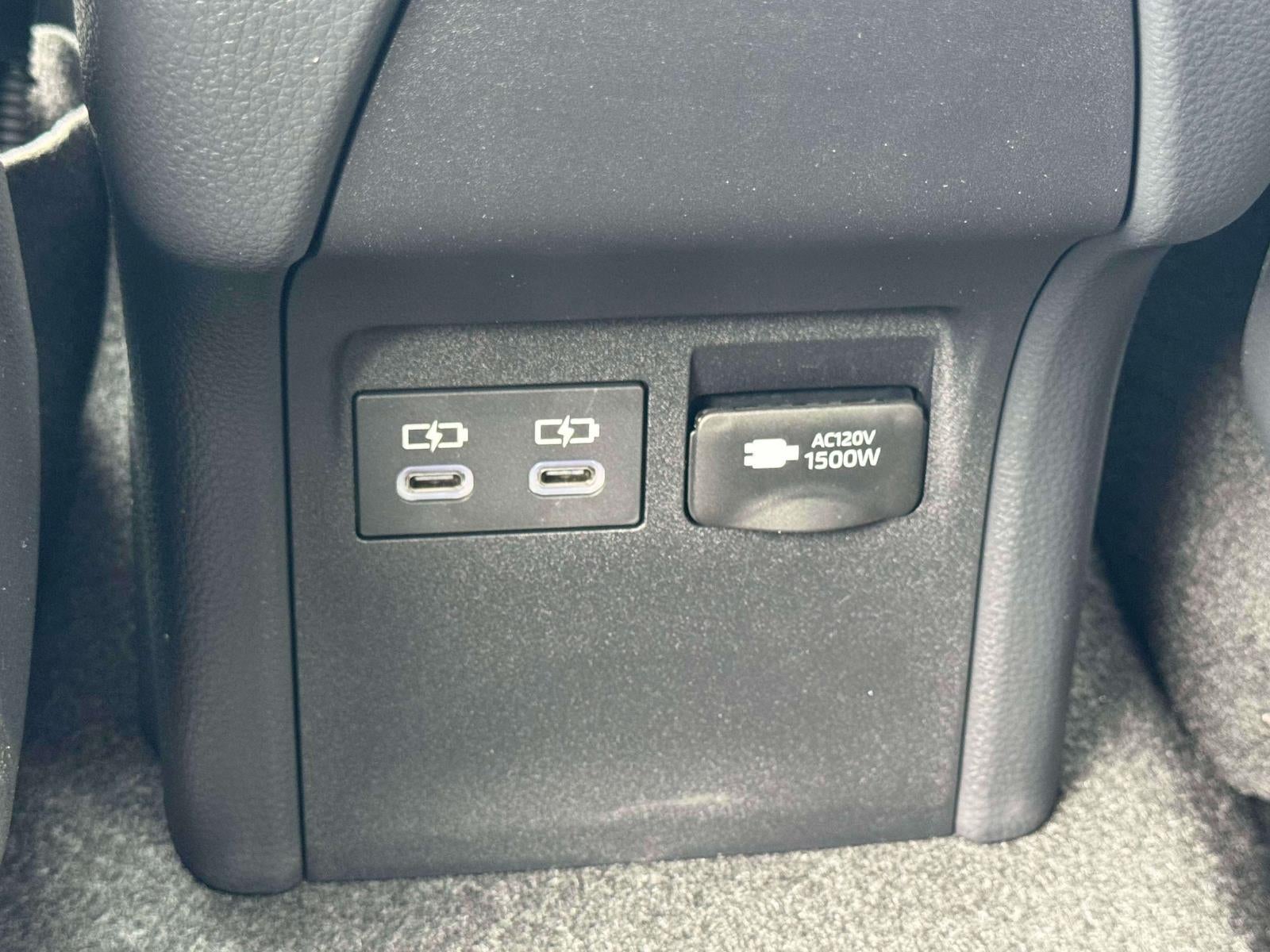 2026 Toyota Prius Plug-In Hybrid SE (Natl)