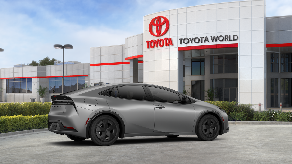 2026 Toyota Prius Plug-In Hybrid SE