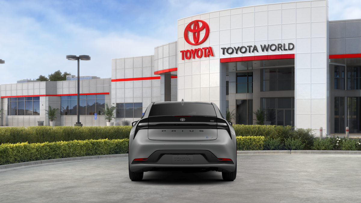 2026 Toyota Prius Plug-In Hybrid SE