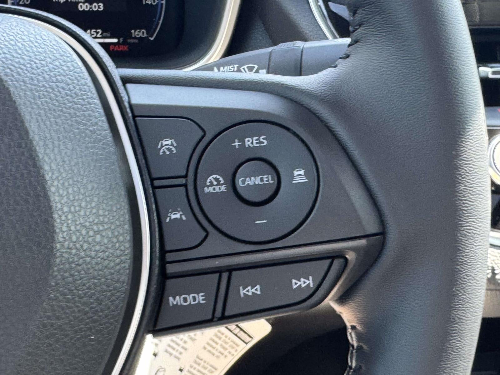 2026 Toyota Corolla XLE - Photo 25