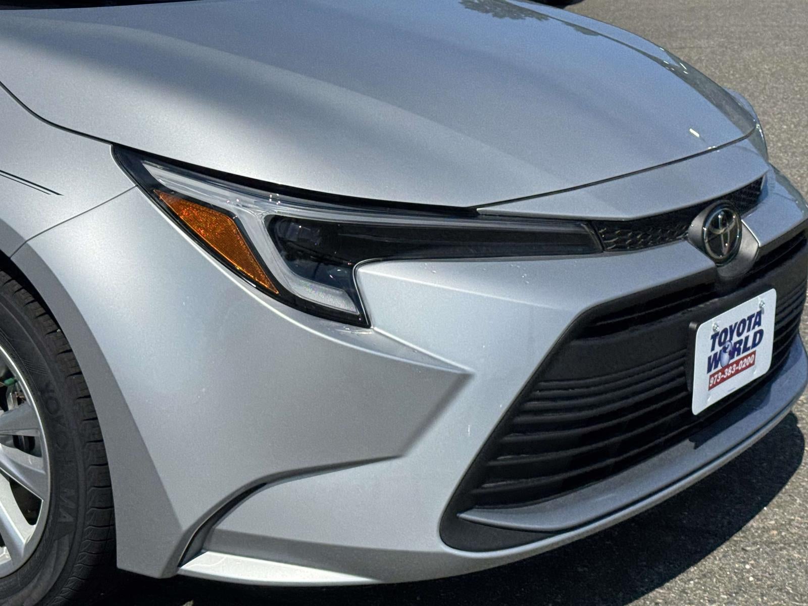 2026 Toyota Corolla XLE - Photo 7