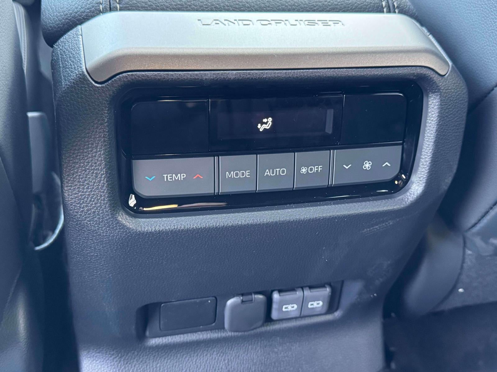 2026 Toyota Land Cruiser Base