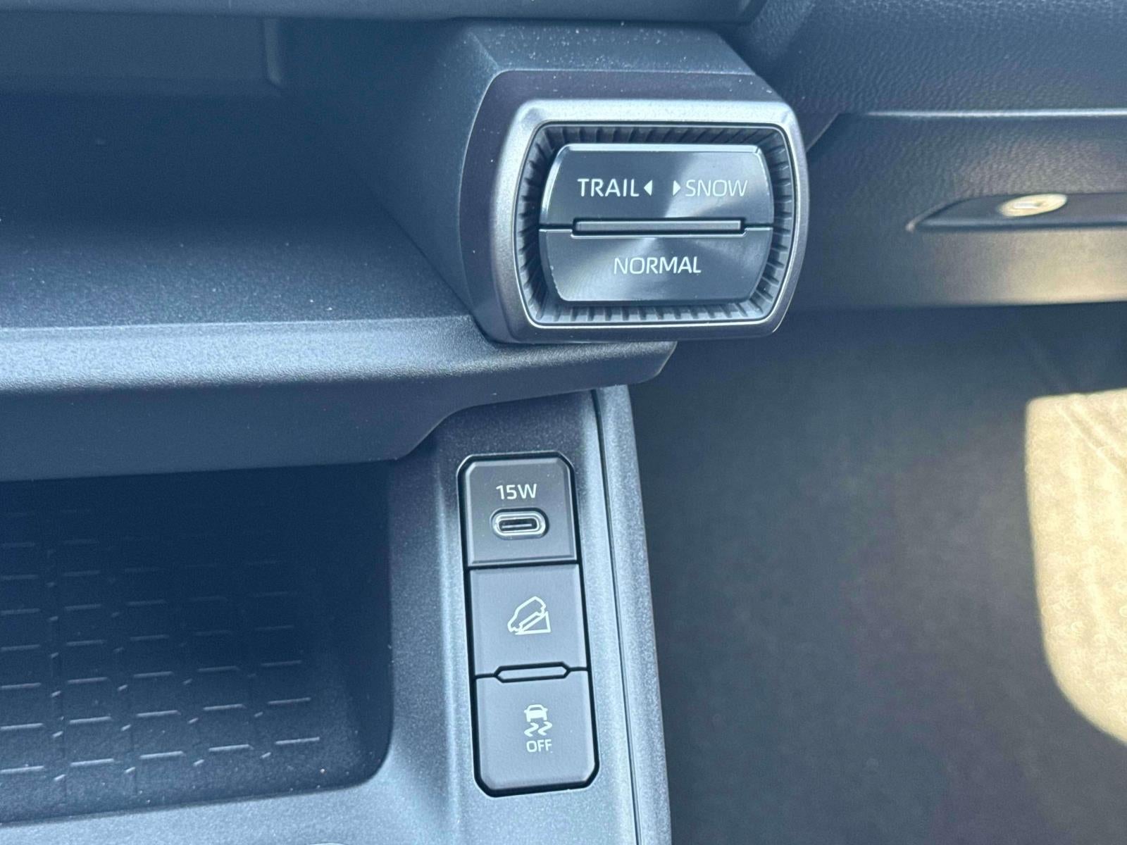 2026 Toyota RAV4 Plug-In Hybrid GR Sport (Natl)