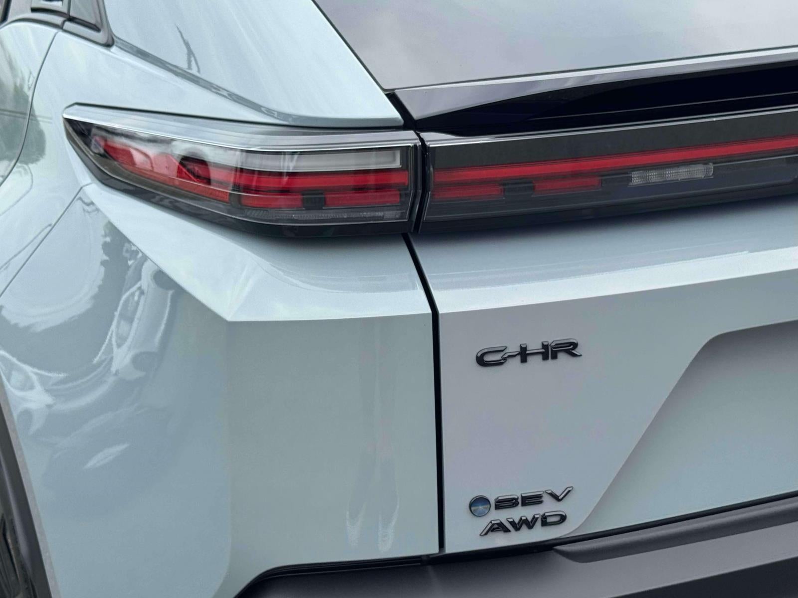 2026 Toyota C-HR SE