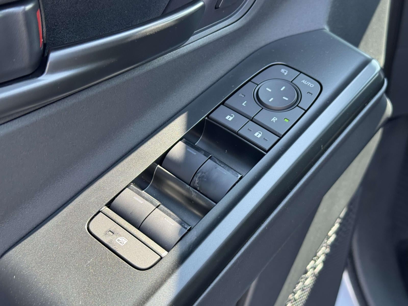 2026 Toyota bZ Woodland Premium AWD (Natl)