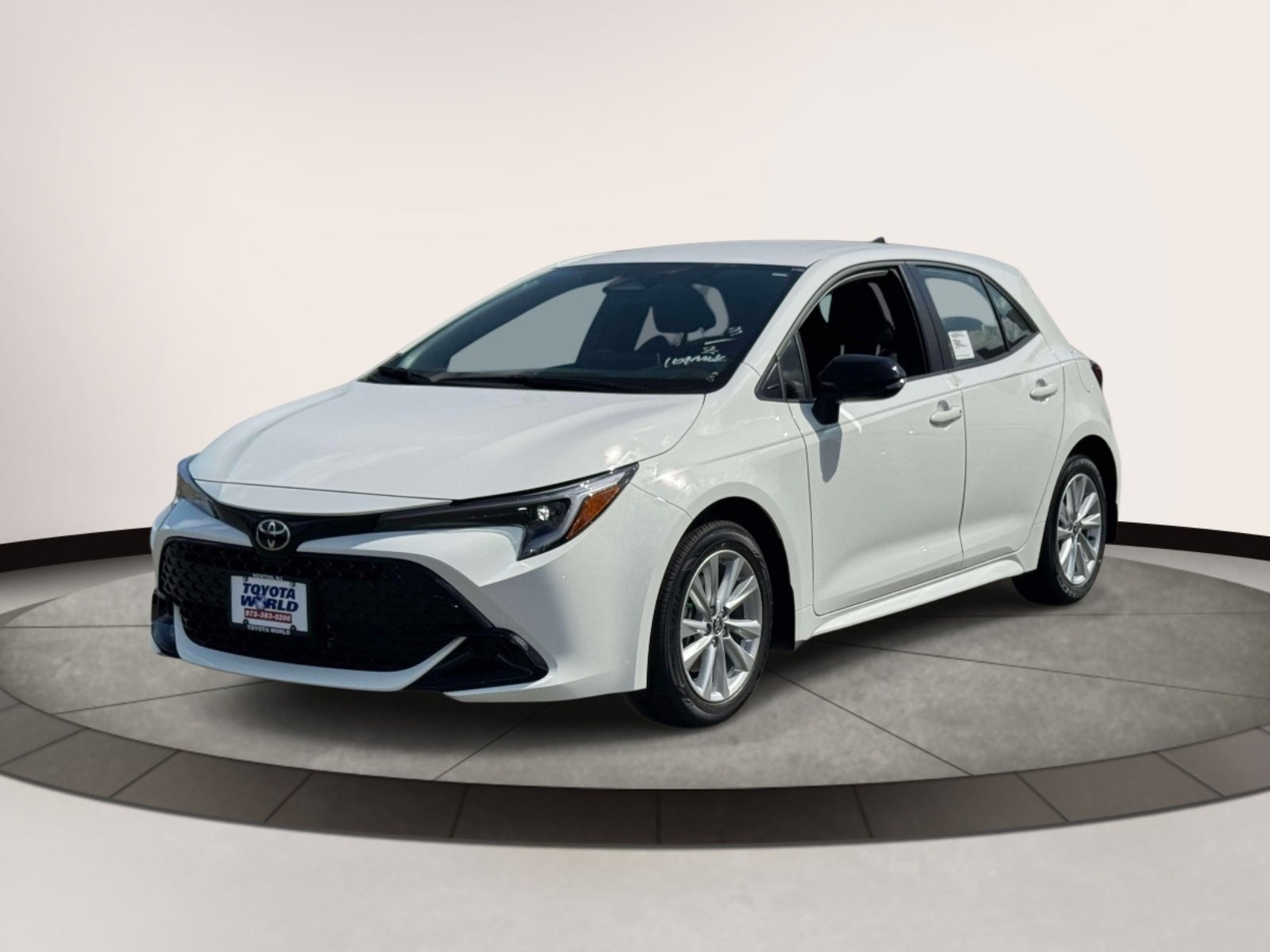 2026 Toyota Corolla Hatchback SE